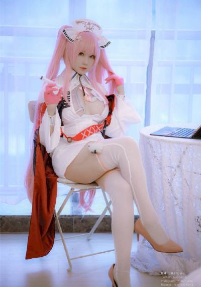 漂亮的女保姆_超清电影完整版